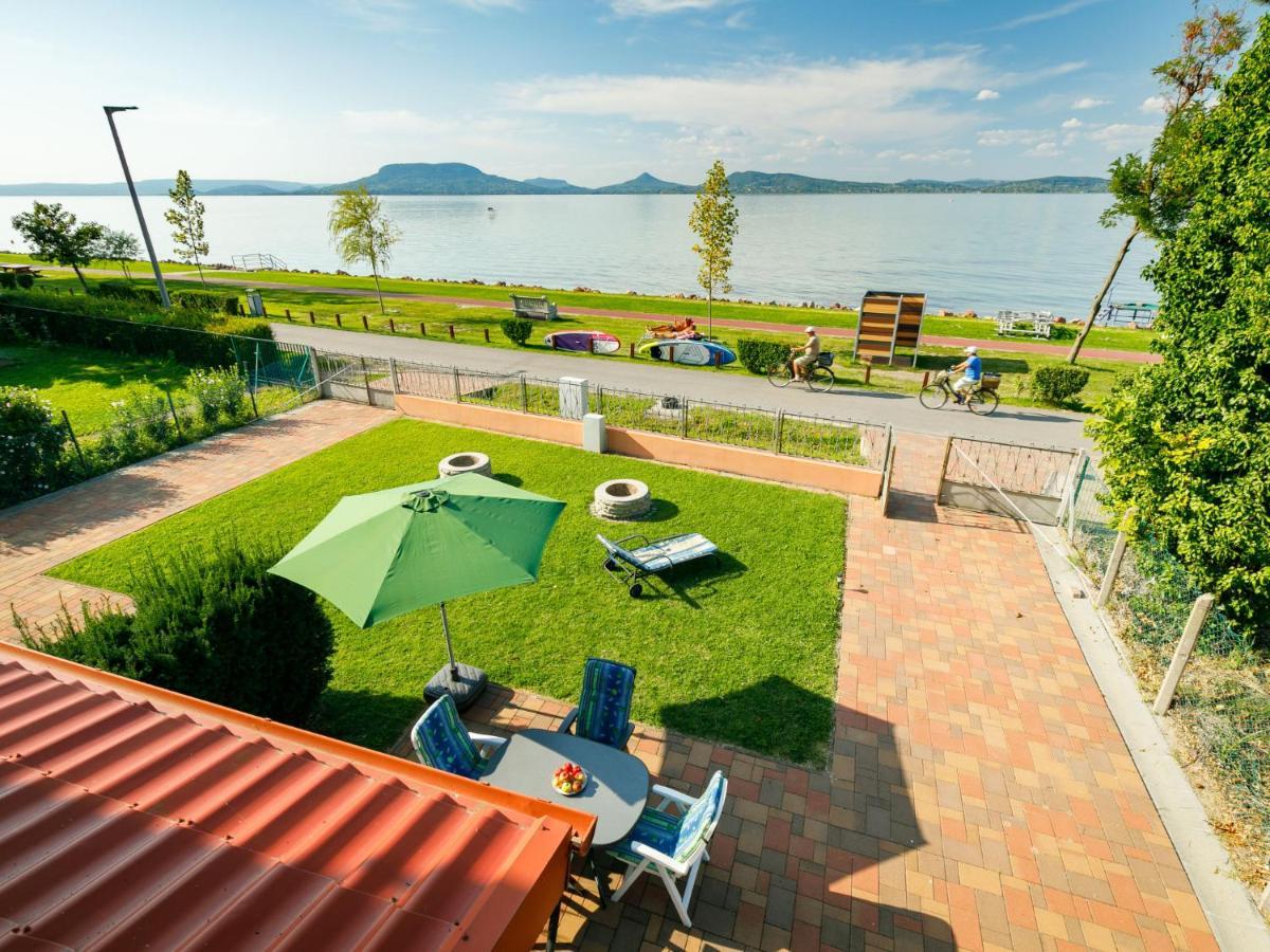 Holiday Home In Fonyod/Balaton 18566 Екстериор снимка